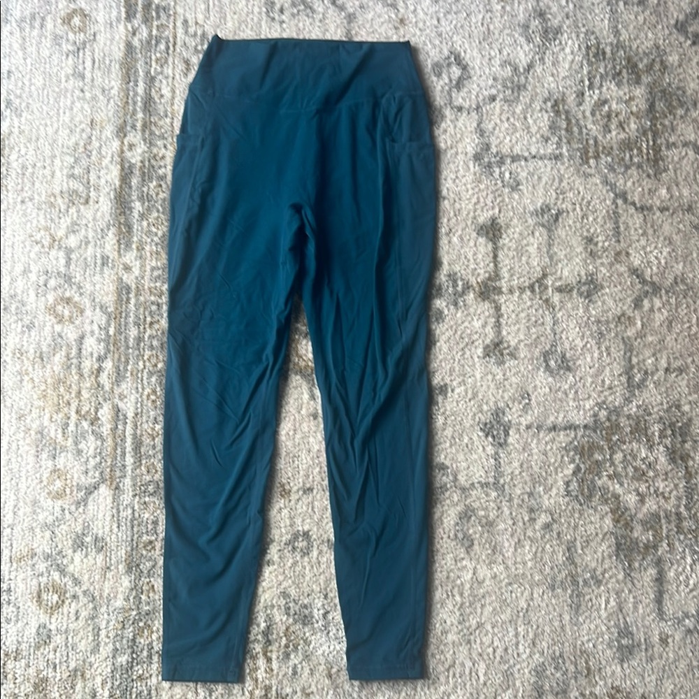 Buff Bunny Teal Leggings